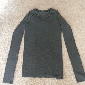 Lululemon swiftly tech long sleeve crew